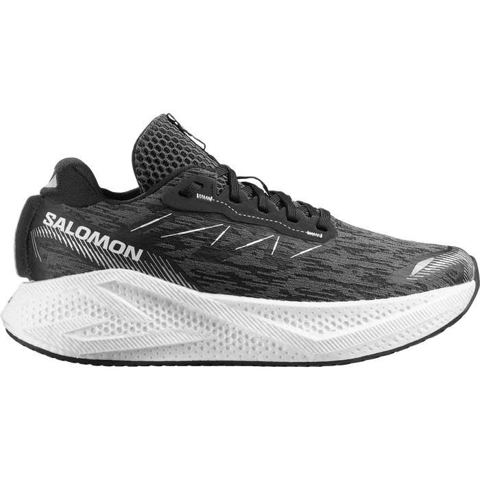 7.5 / Black/White/Silver