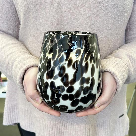 Amanda Alexander Cheetah Jumbo Soy Wax Candle | Koop.co.nz