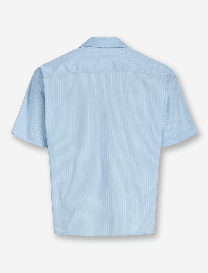 Chemise à fines rayures pour homme