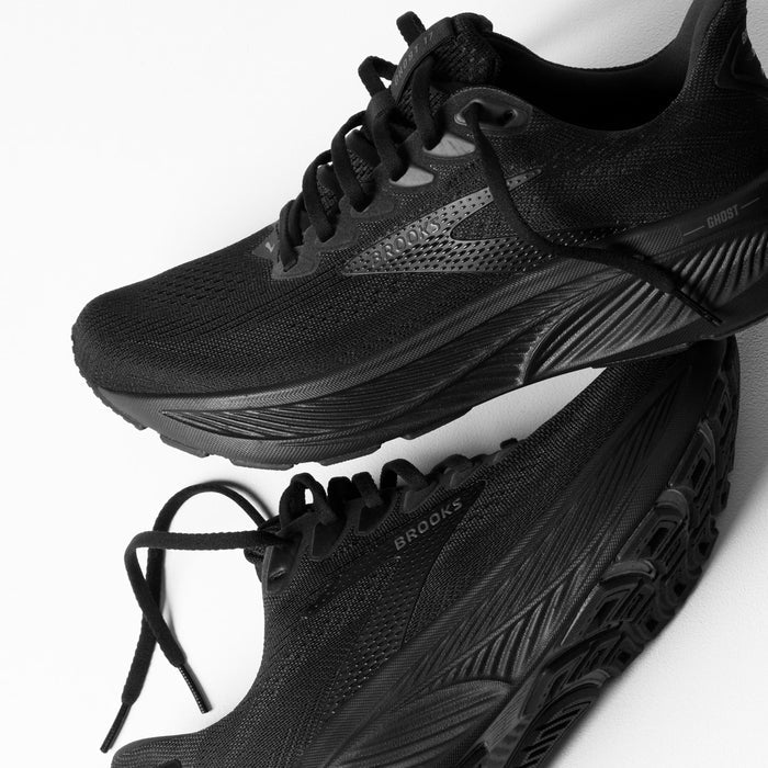 13 / Black/Black