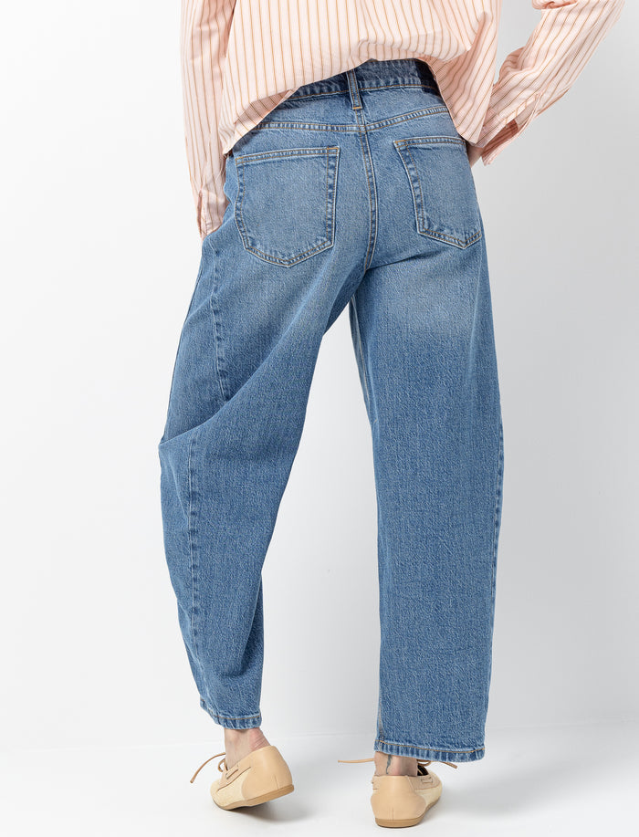 Jean taille haute à jambe ballon pour femme