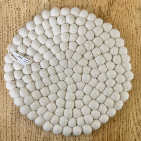 Sheepish Design Large NZ Wool Pot Stand / Trivet – Natural (30cm) | Koop.co.nz
