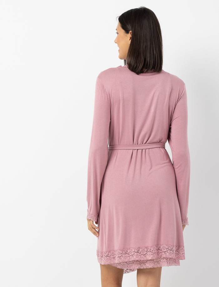 Robe de chambre légère à dentelle