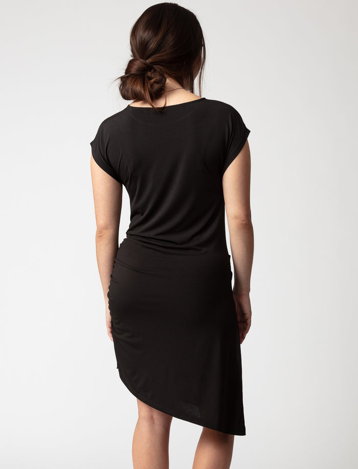 Robe froncée asymétrique