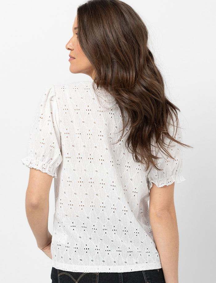 T-shirt en broderie anglaise