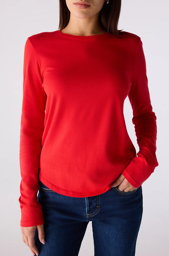 Amo Quinn Long Sleeve Tee