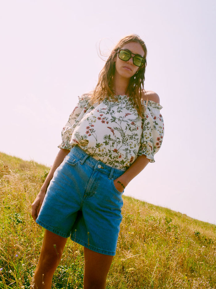 B Young ByImilda Off Shoulder Blouse Birch Flower Mix
