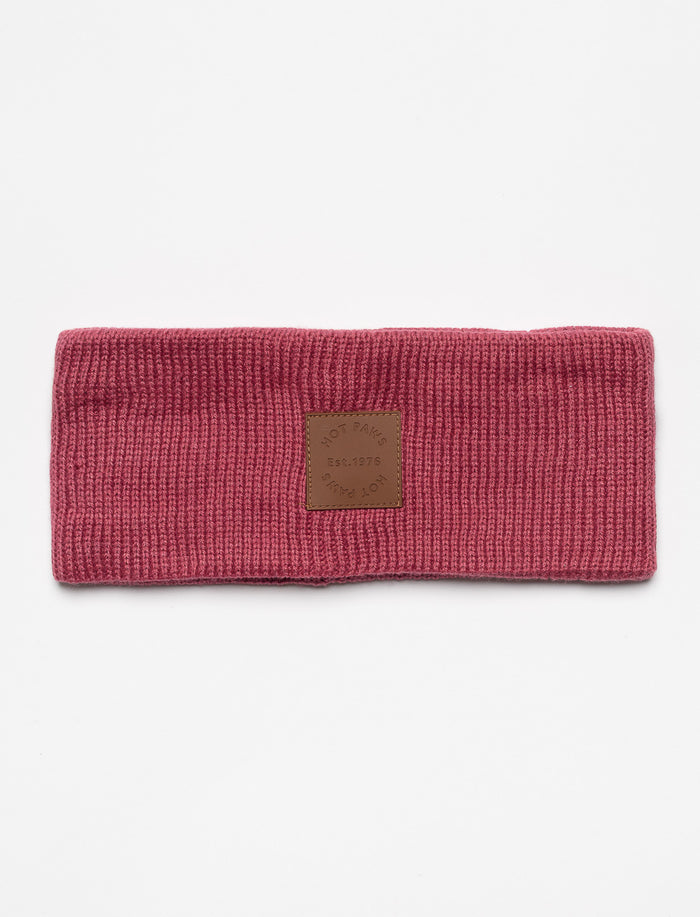 Bandeau tricoté avec écusson en cuir