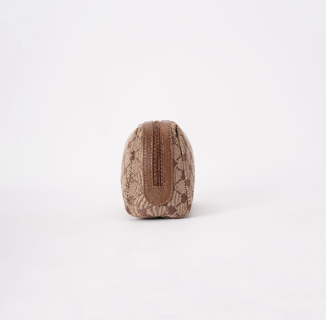 BEAUTY-BLV-BEIGE | Toiletry Bag in Beige Monogram with Teddy Bear