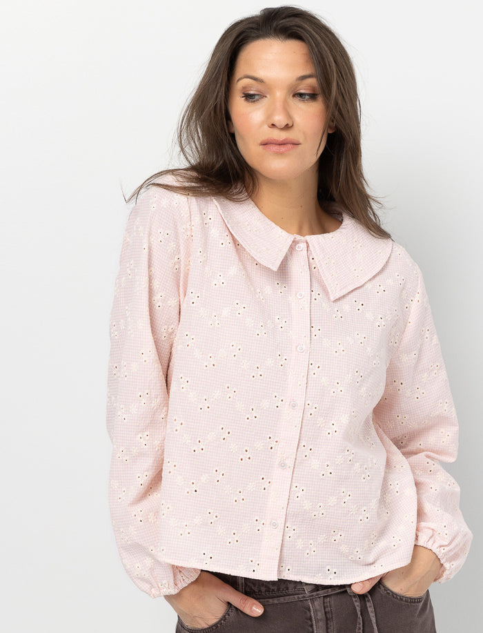 Blouse à col claudine