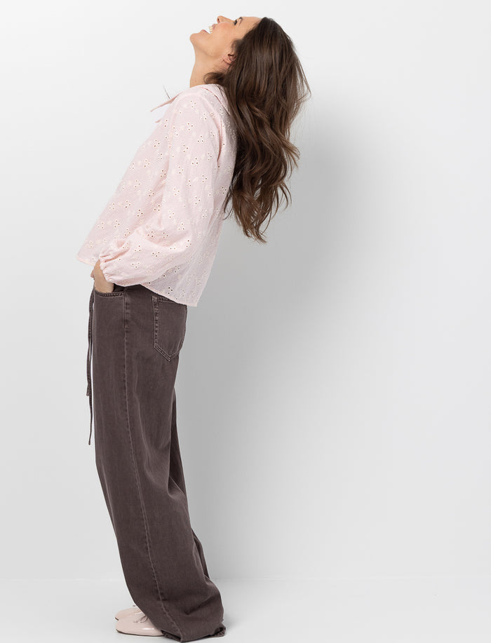 Blouse à col claudine