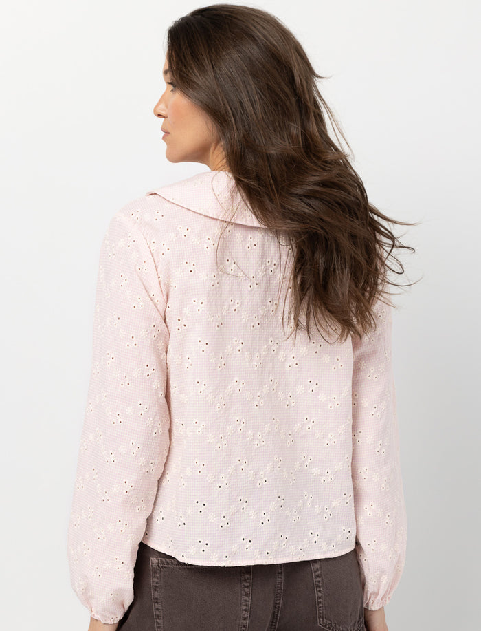 Blouse à col claudine