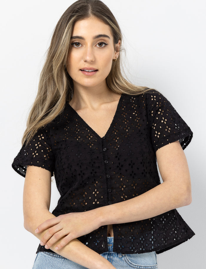 Blouse en broderie anglaise