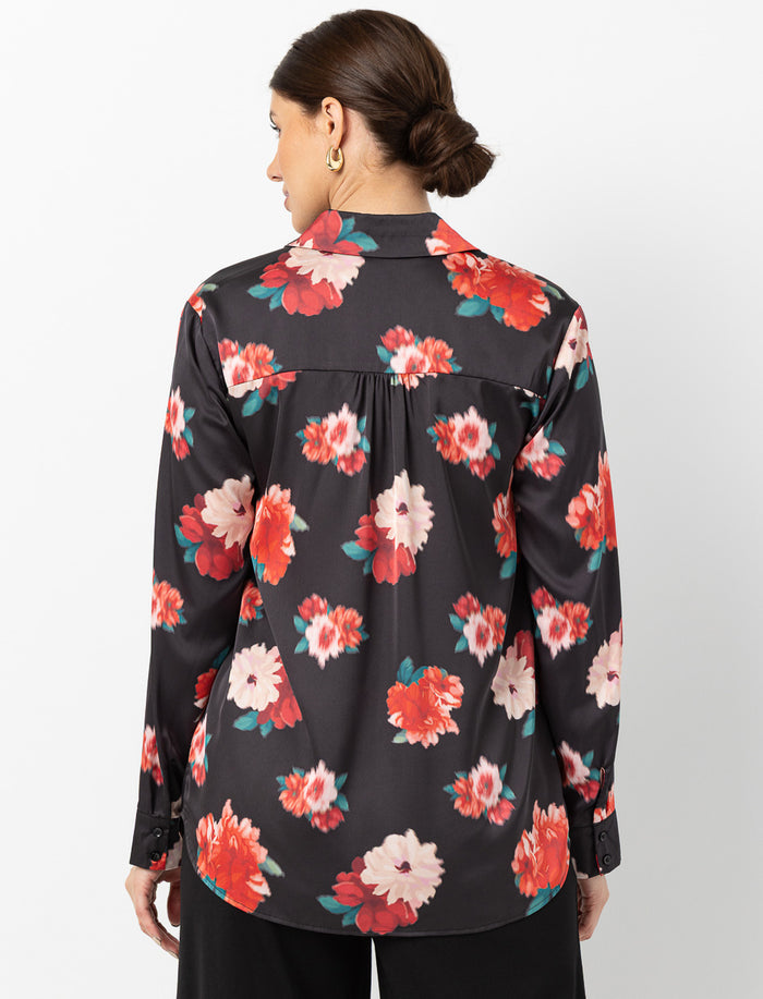 Blouse satinée à manches longues