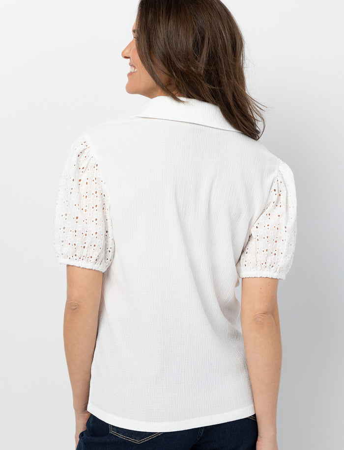 Blouse unie texturée à col chemisier