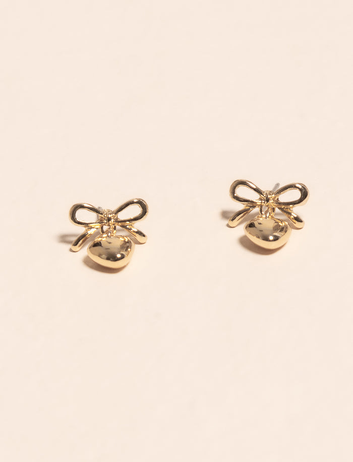 Boucles d’oreilles pendantes cœur avec nœud