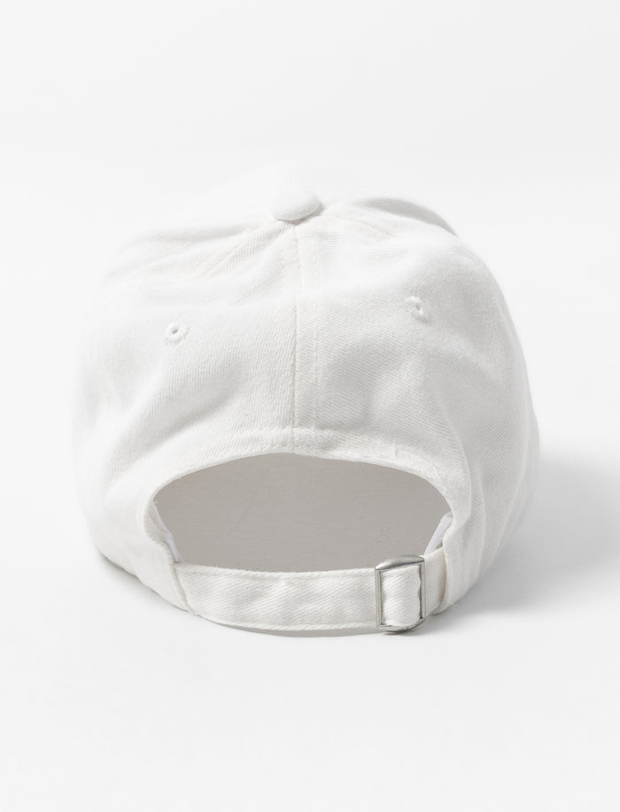 Casquette avec broderie