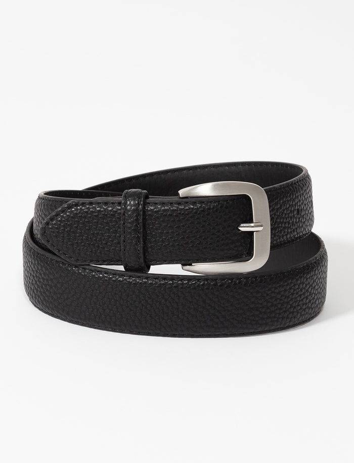 Ceinture à boucle argentée