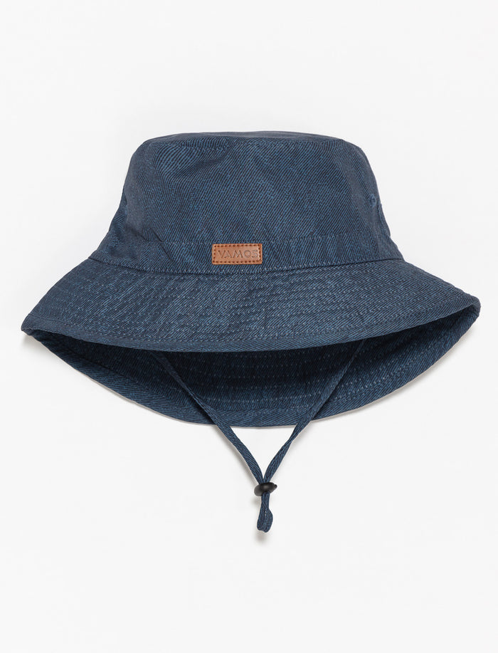 Chapeau cloche à cordon ajustable