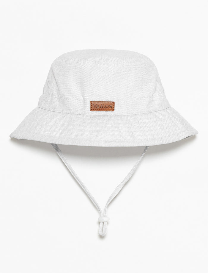 Chapeau cloche à cordon ajustable