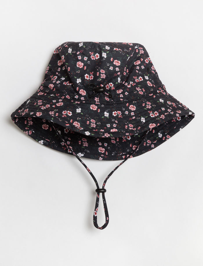Chapeau cloche fleuri à cordon ajustable
