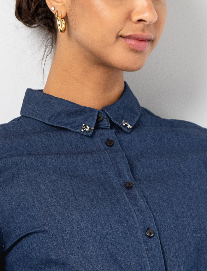 Chemise boutonnée avec strass au col