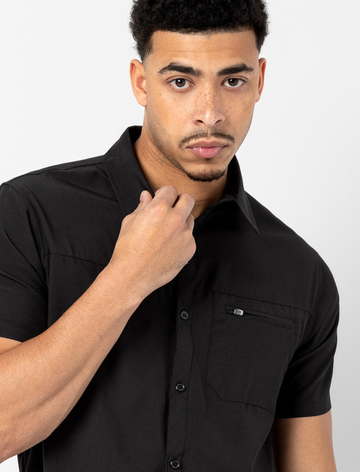 Chemise uni essentielle