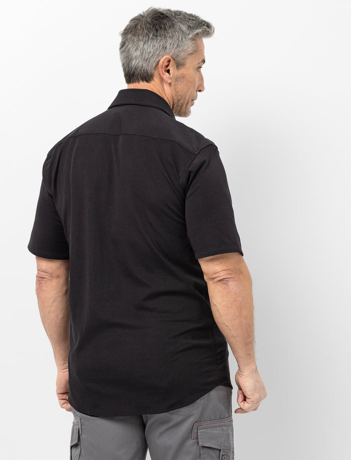 Chemise unie à manches courtes