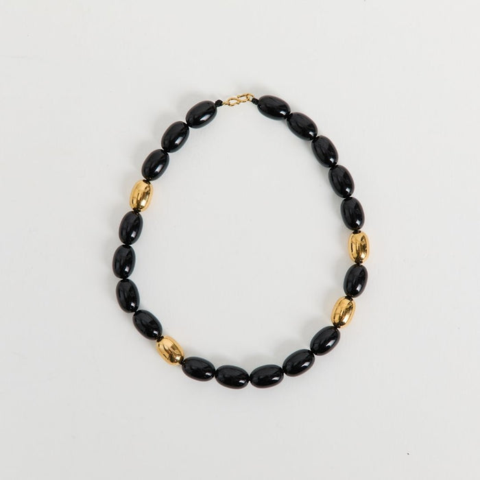 BLACK / GOLD