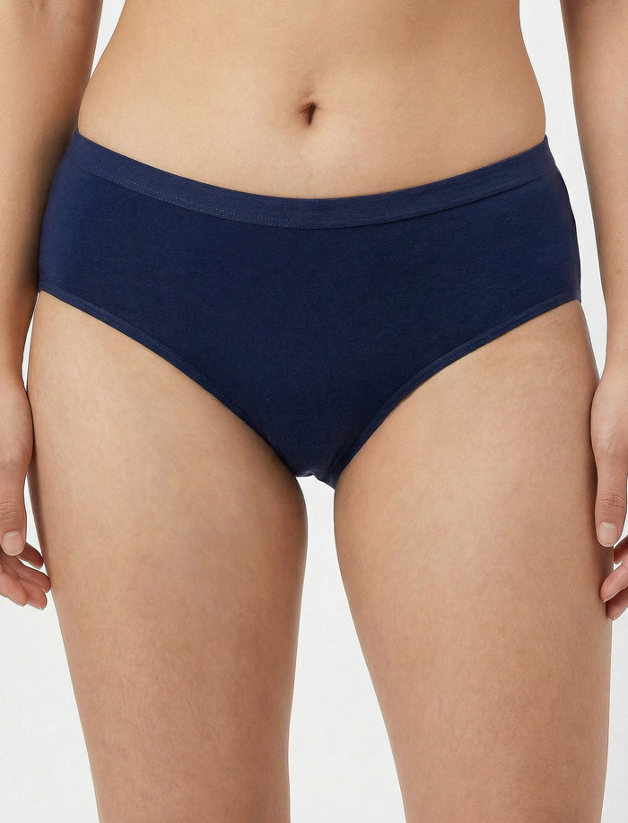 Culotte bikini unie sans coutures