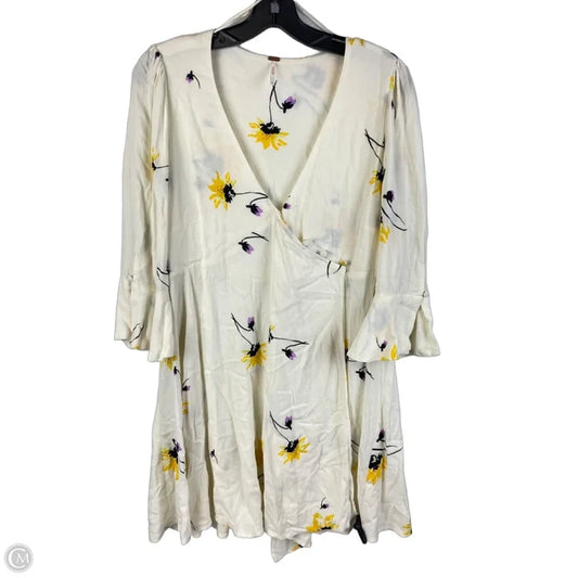 Dress Casual Short By Free People In Cream, Size: S