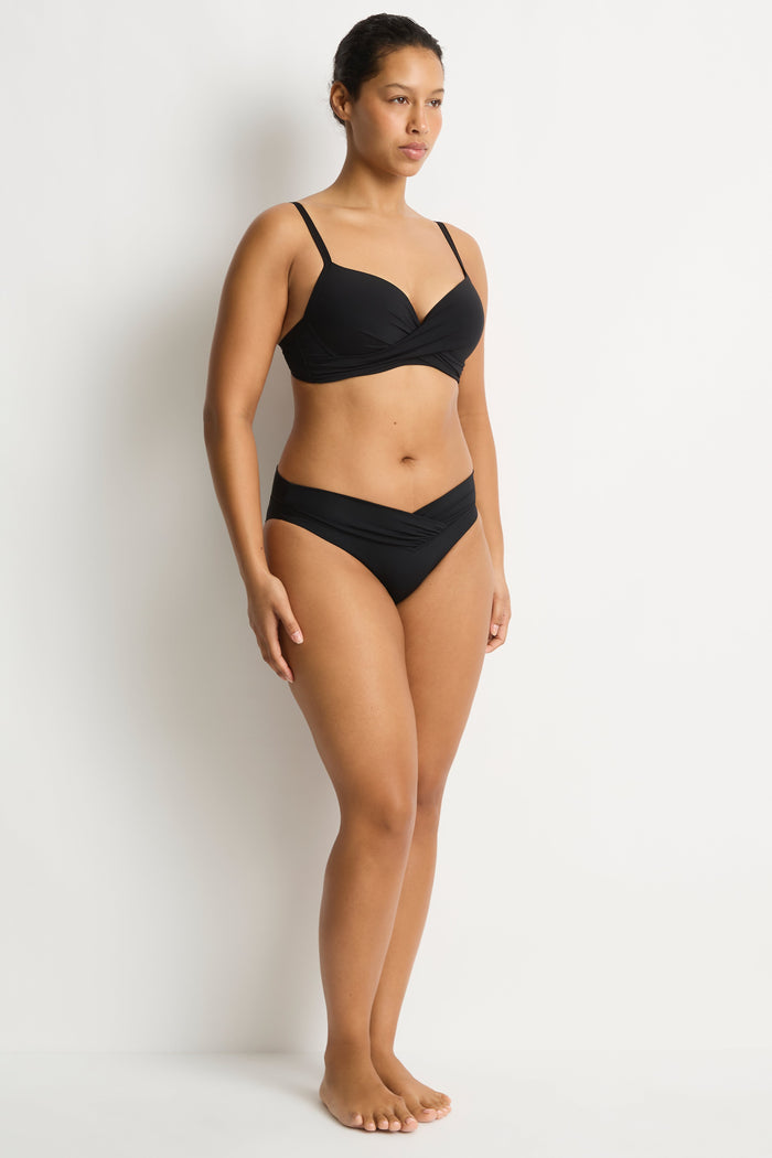 Eco Essentials Cross Front Moulded Cup Bra