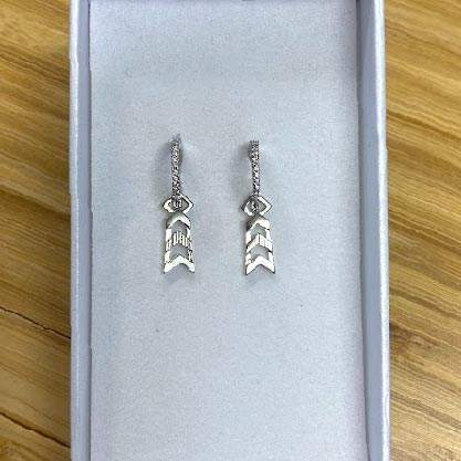 Lindi Kingi Embellished Formation Sleeper Earrings - Silver | Koop.co.nz