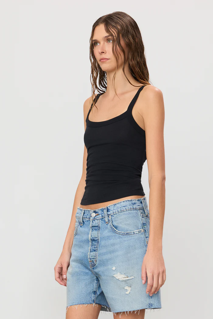 Éterne Duke Tank
