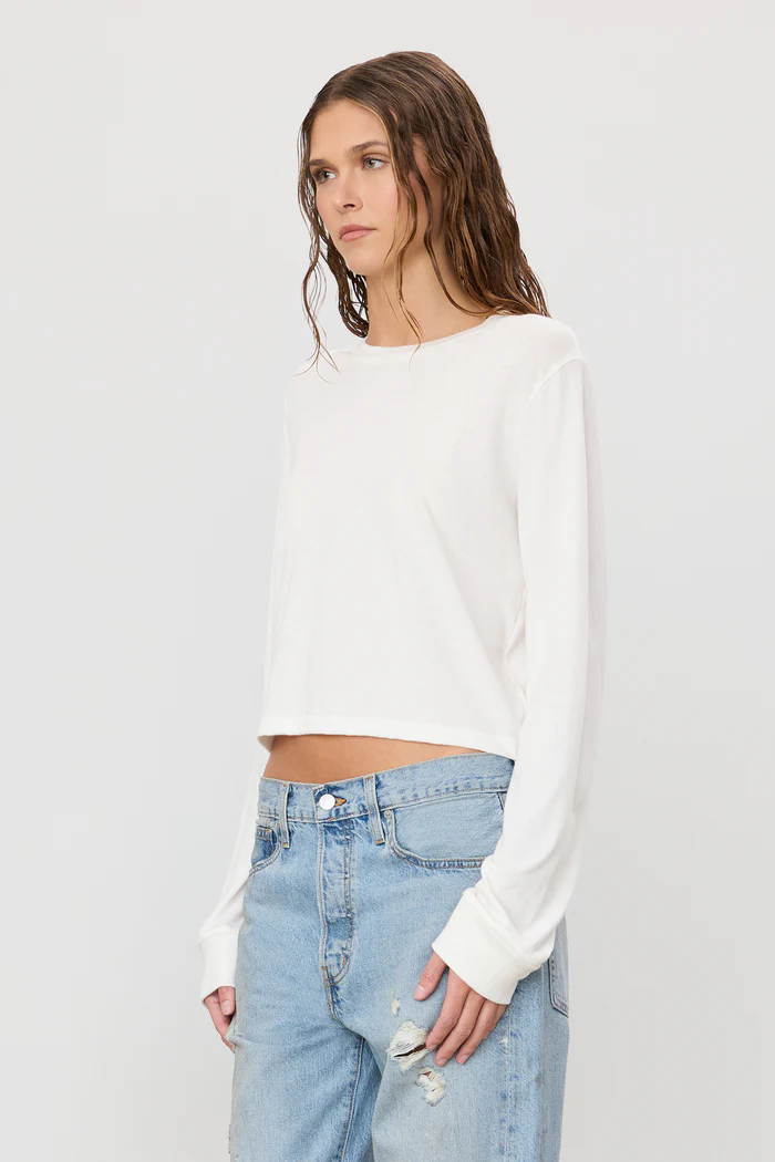 Éterne Long Sleeve Boxy Tee