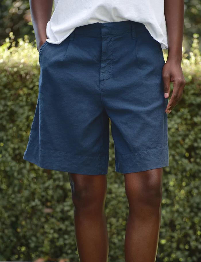Frank & Eileen Golf Short