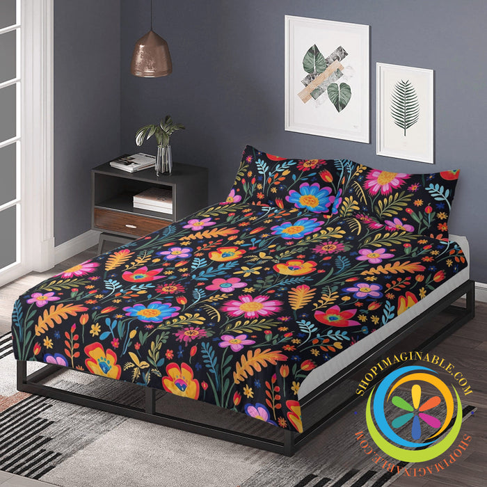 Happy Florals Heart Bedding Set