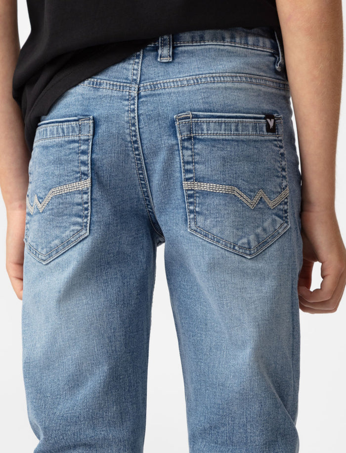 Jean étroit à taille haute
