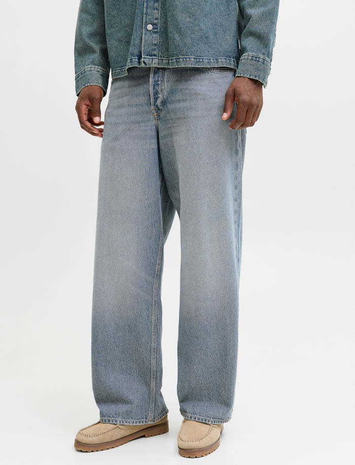 Jean jambes larges à taille régulière