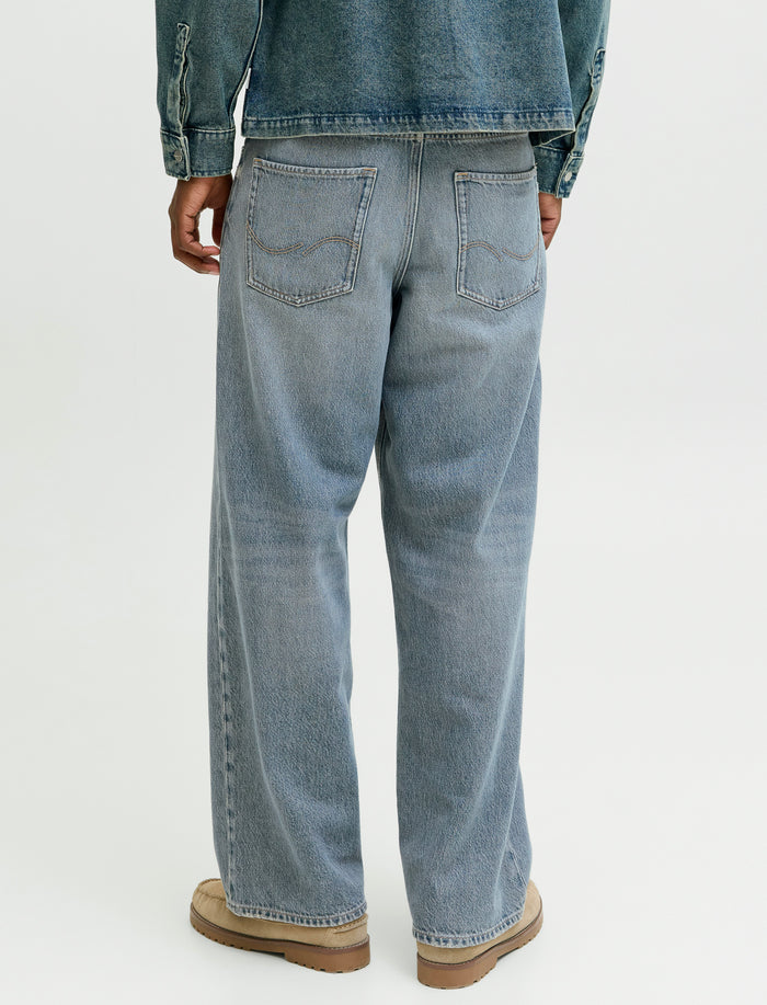Jean jambes larges à taille régulière