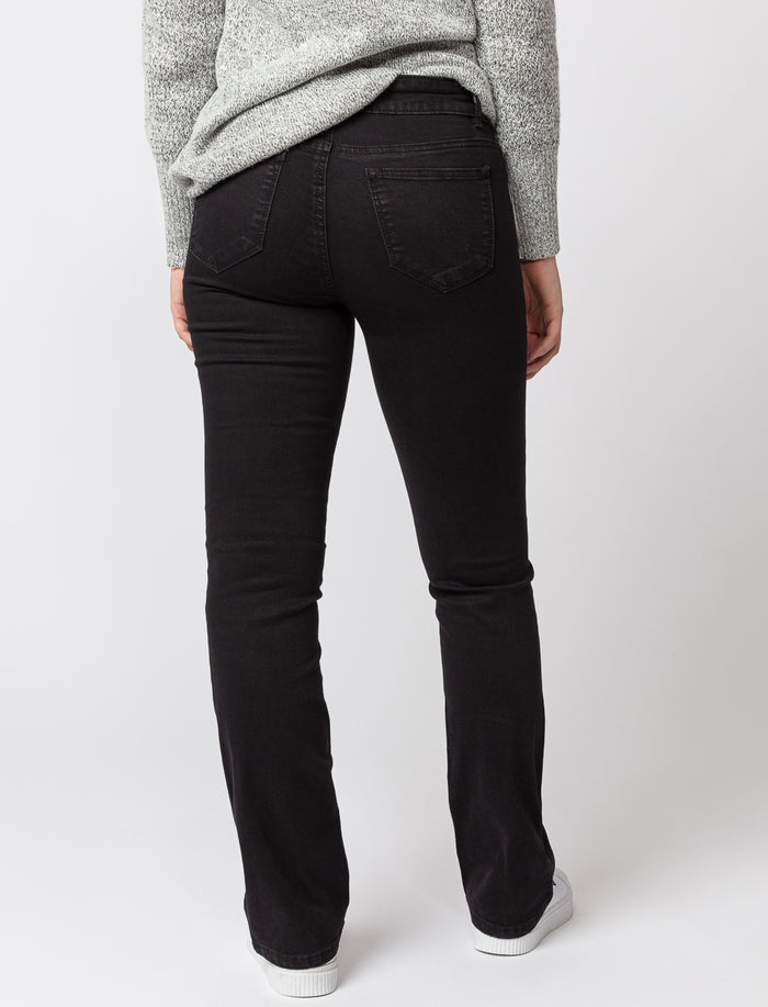 Jean semi-évasé à taille régulière