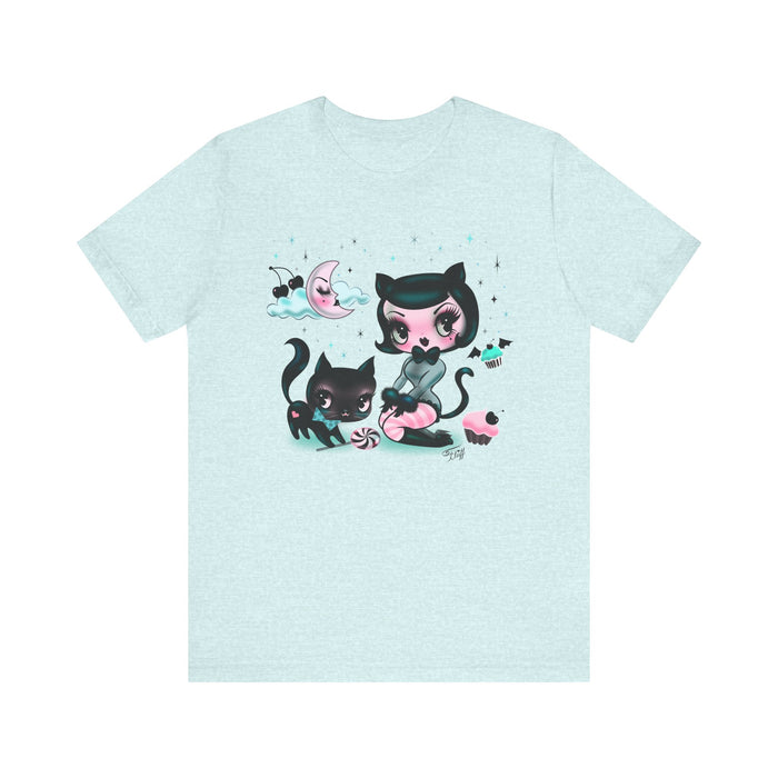 Kitten Doll with Cupcakes • Unisex Tee