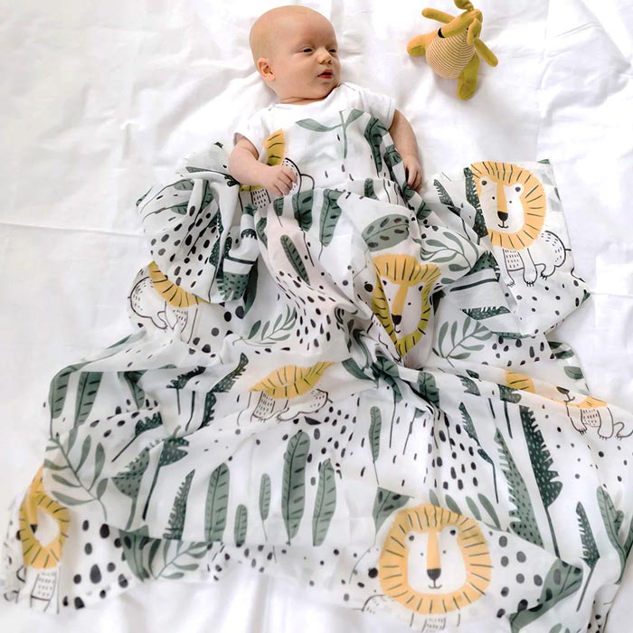 Di Lusso Living Leo Lion Baby Muslin Swaddle | Koop.co.nz