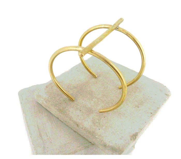 Line Cuff