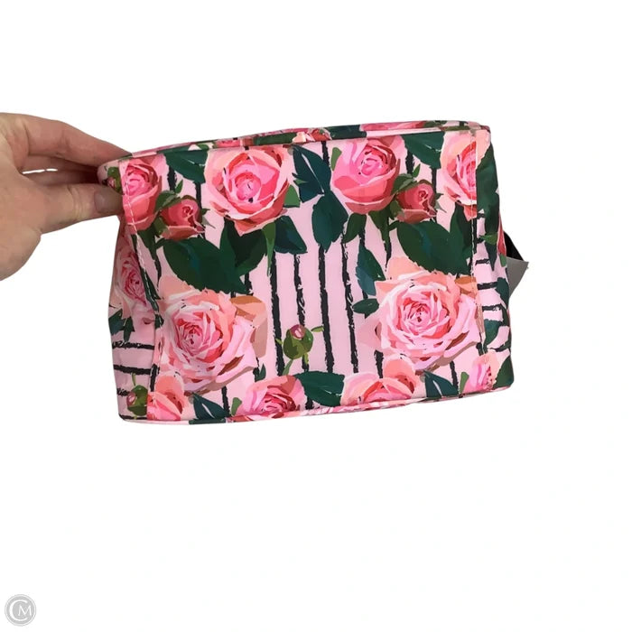 Lunchbox bag By Betsey Johnson, Size: Medium