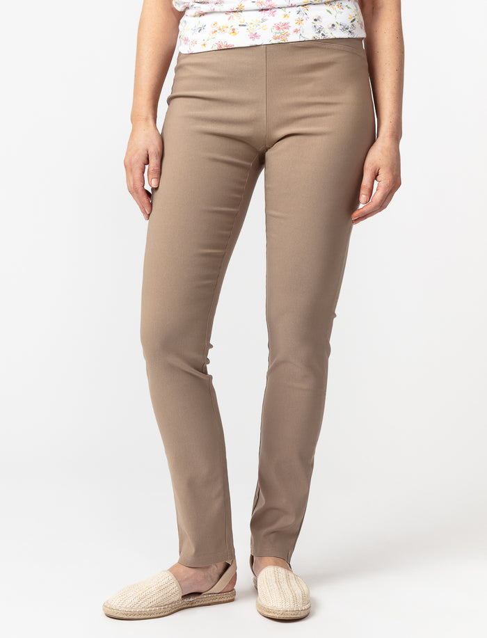 Pantalon à enfiler à jambe étroite