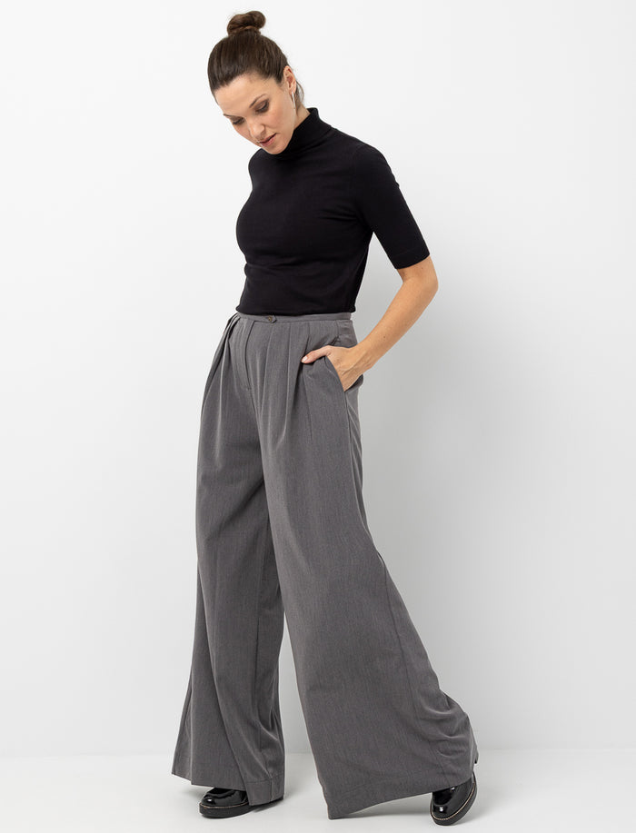 Pantalon à plis jambes large