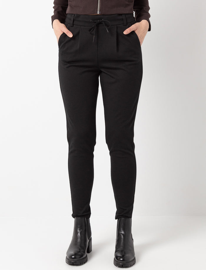 Pantalon étroit à enfiler
