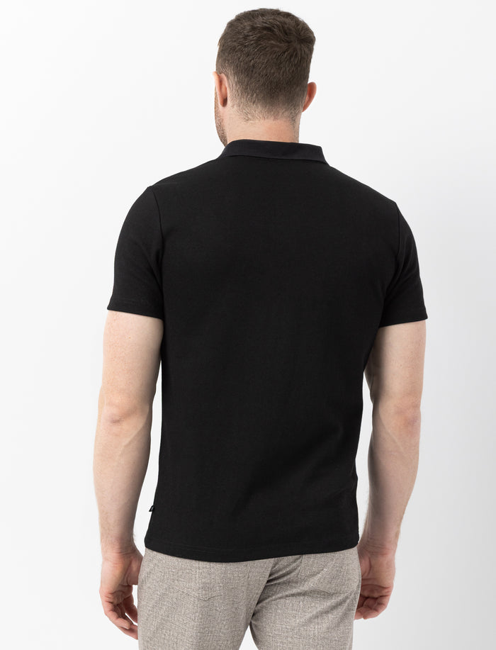 Polo essentiel à poche