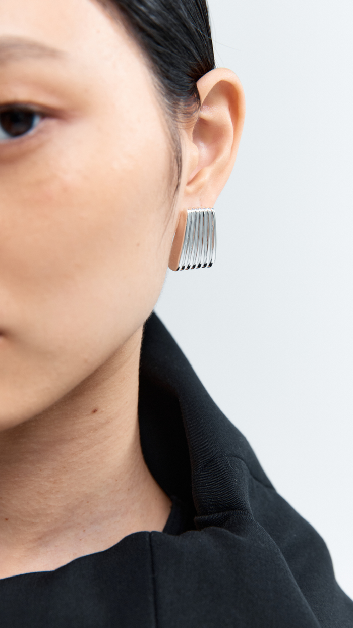 RIBBED EARRINGS
